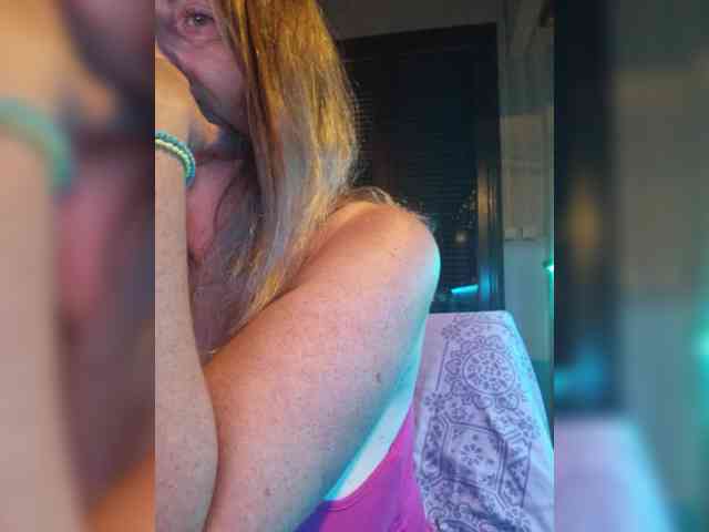 JennaDeluxe webcam