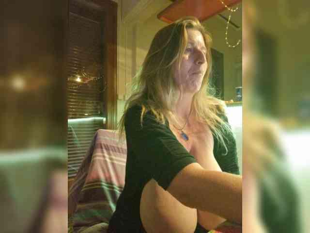 JennaDeluxe webcam