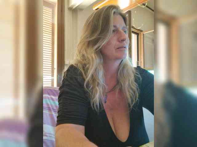JennaDeluxe webcam