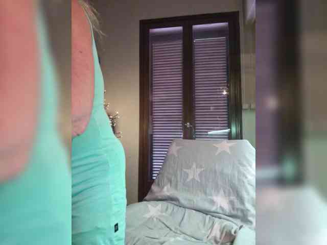 JennaDeluxe JennaDeluxe