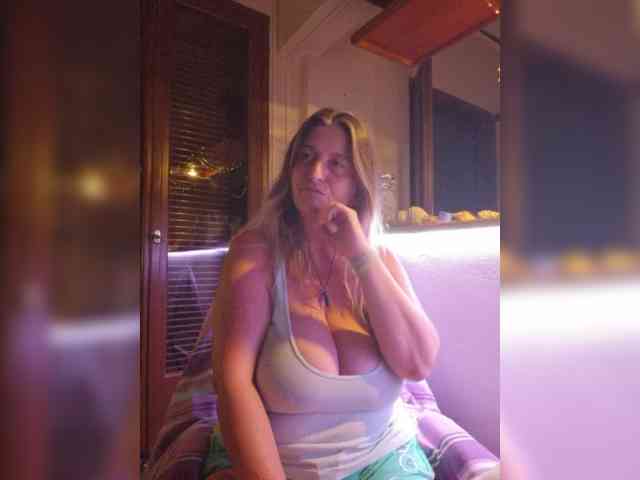 JennaDeluxe webcam
