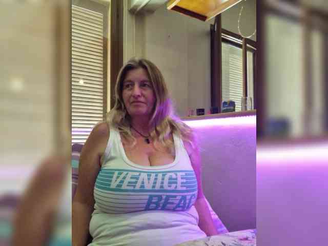 JennaDeluxe webcam