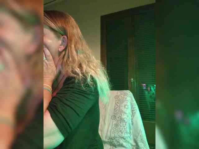 JennaDeluxe webcam