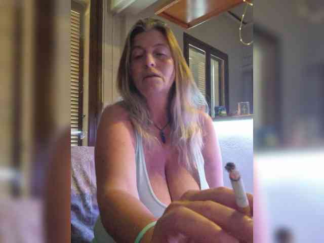 JennaDeluxe webcam