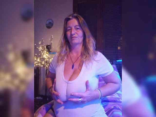 JennaDeluxe webcam