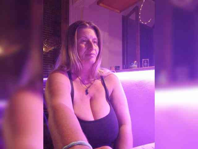 JennaDeluxe webcam