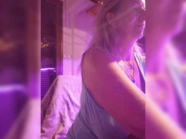 JennaDeluxe webcam