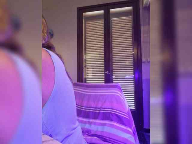 Modèle: JennaDeluxe