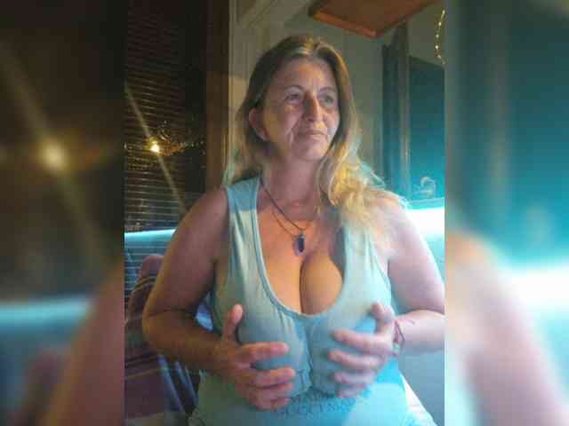 JennaDeluxe webcam