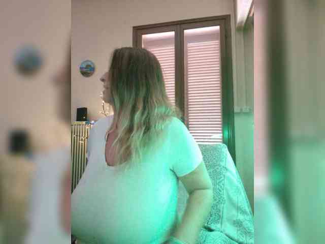 JennaDeluxe webcam