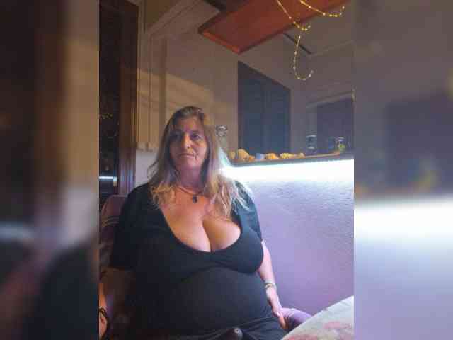 JennaDeluxe webcam