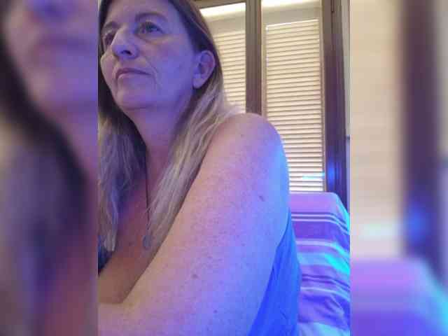 JennaDeluxe webcam