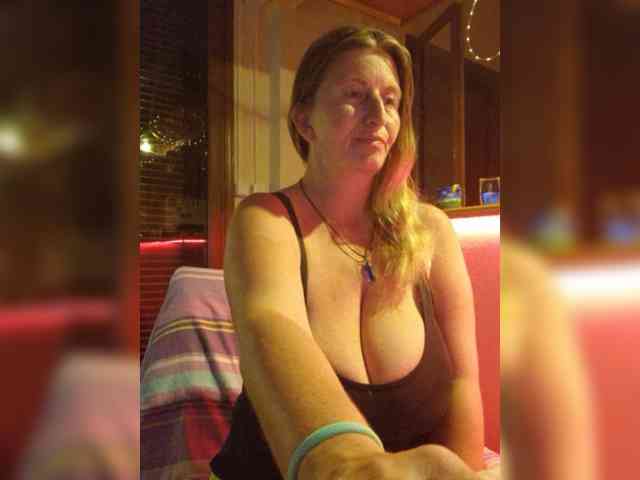 JennaDeluxe webcam