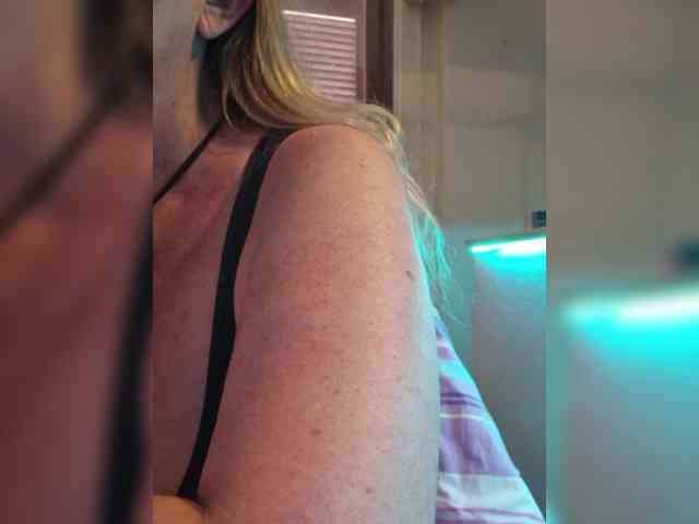 JennaDeluxe webcam