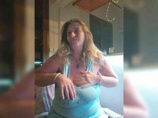 JennaDeluxe JennaDeluxe