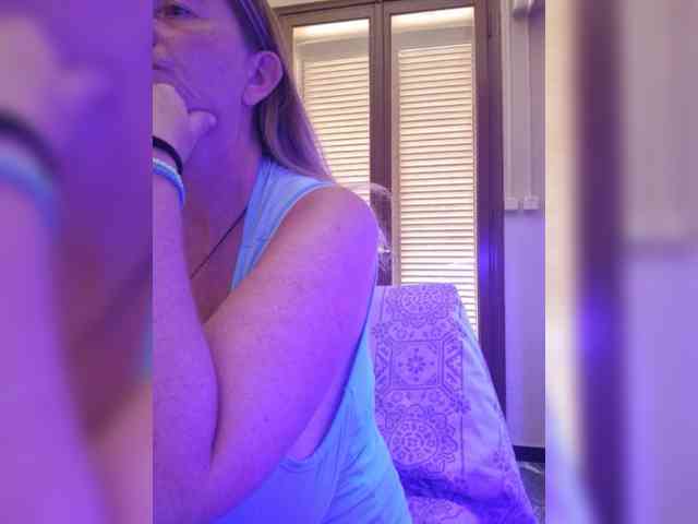 JennaDeluxe JennaDeluxe