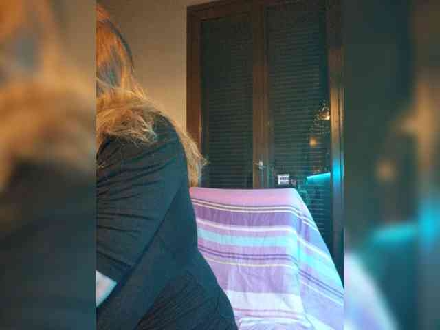 JennaDeluxe webcam