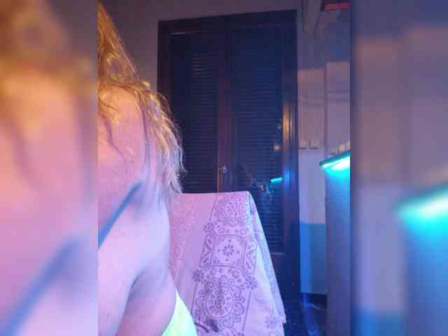 JennaDeluxe webcam