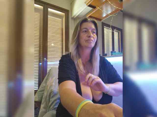 JennaDeluxe webcam