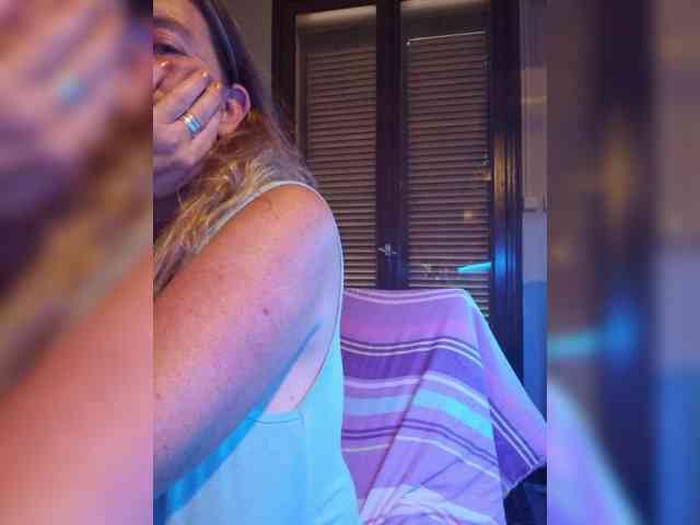 JennaDeluxe webcam