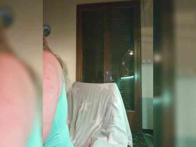 JennaDeluxe webcam