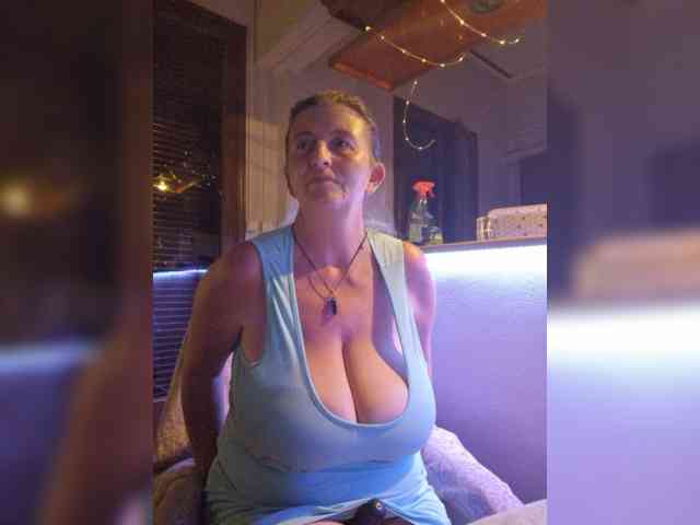 JennaDeluxe webcam