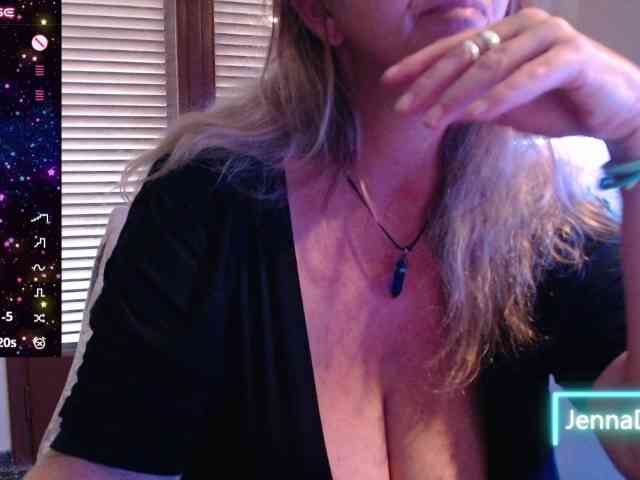 Model: JennaDeluxe