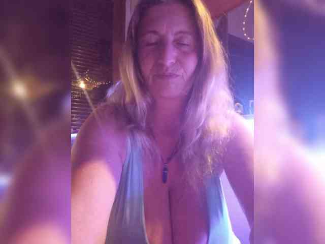 JennaDeluxe webcam