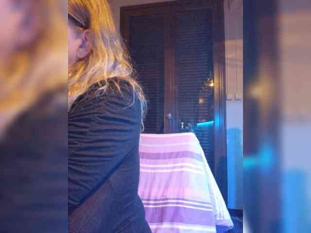JennaDeluxe webcam