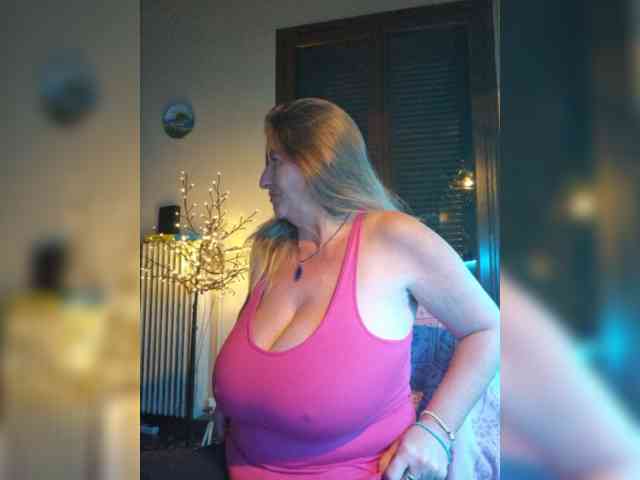JennaDeluxe webcam