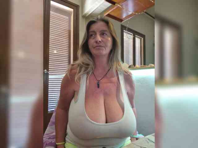 JennaDeluxe webcam