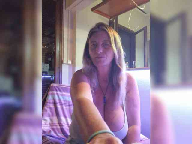 JennaDeluxe webcam