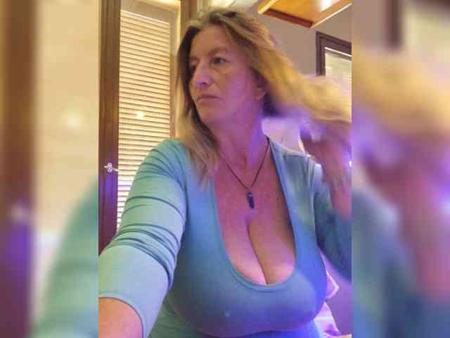 JennaDeluxe webcam