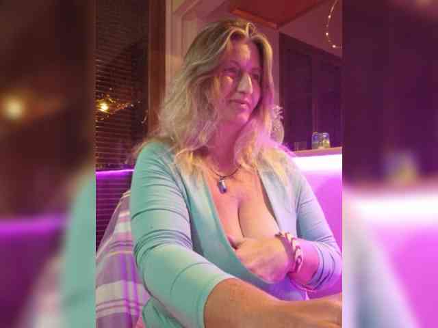 JennaDeluxe webcam