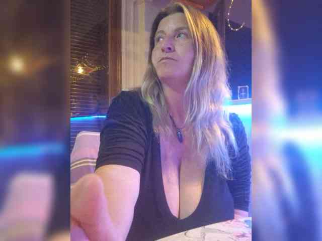 JennaDeluxe webcam