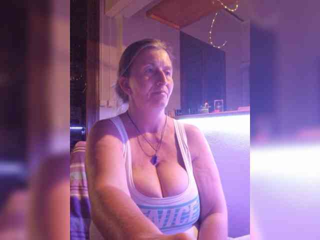 JennaDeluxe webcam
