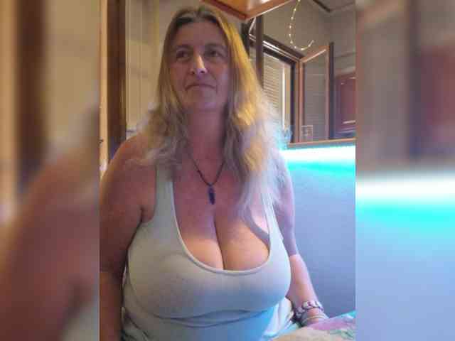 JennaDeluxe webcam