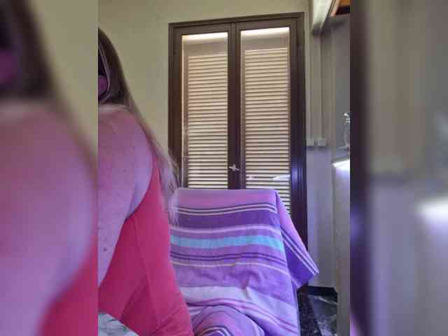JennaDeluxe webcam
