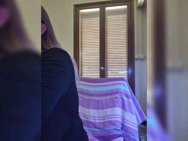 JennaDeluxe webcam
