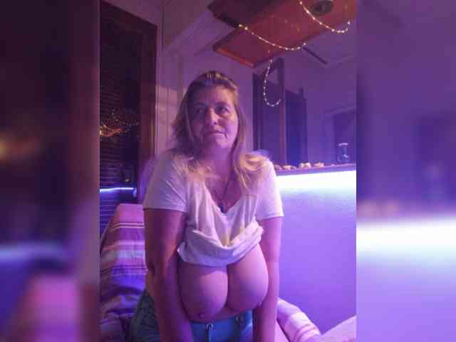 JennaDeluxe JennaDeluxe