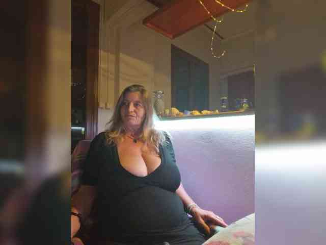 JennaDeluxe webcam