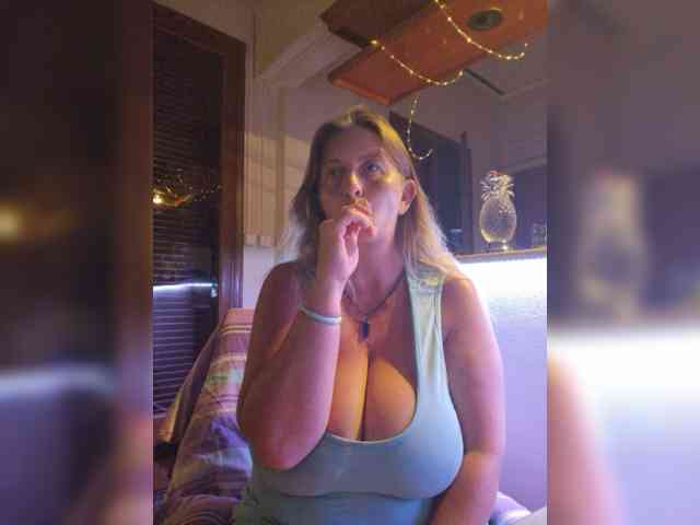 JennaDeluxe webcam
