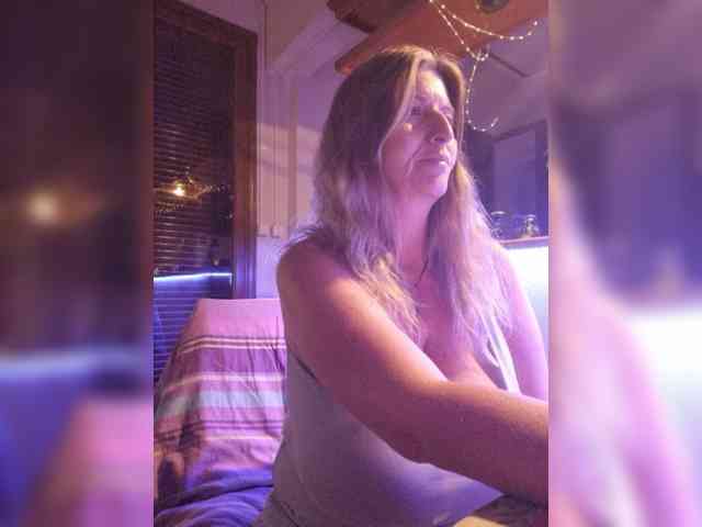 JennaDeluxe webcam