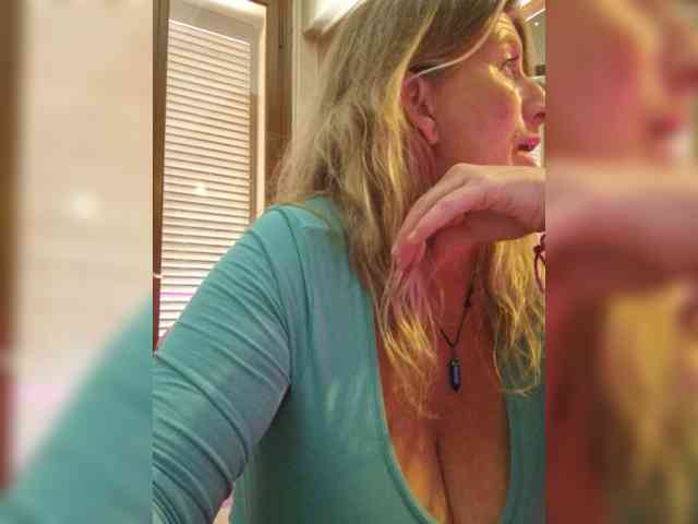 JennaDeluxe webcam
