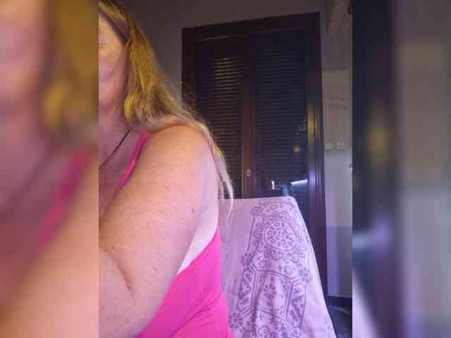 JennaDeluxe webcam