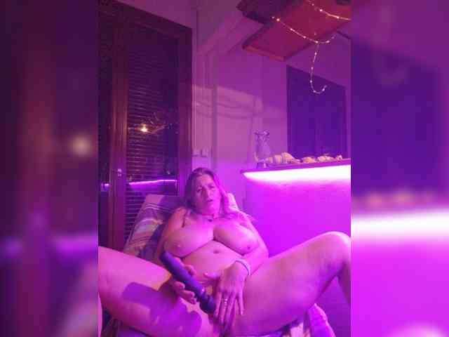 JennaDeluxe webcam