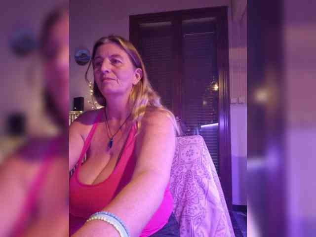 JennaDeluxe webcam