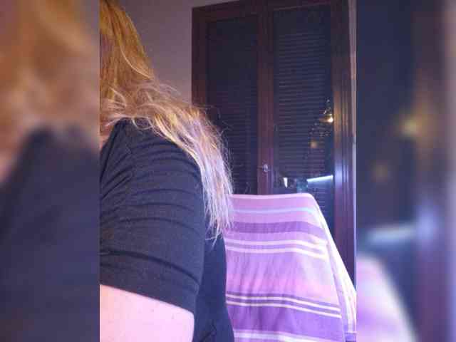 JennaDeluxe webcam