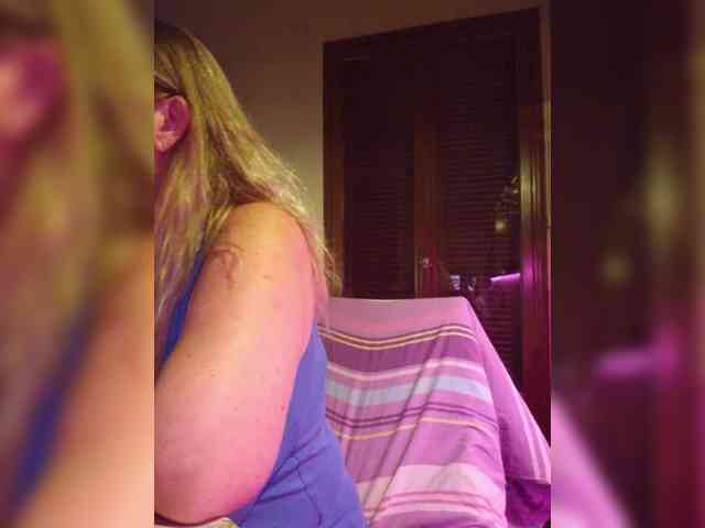 JennaDeluxe webcam