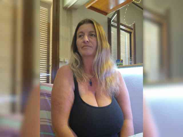 JennaDeluxe webcam